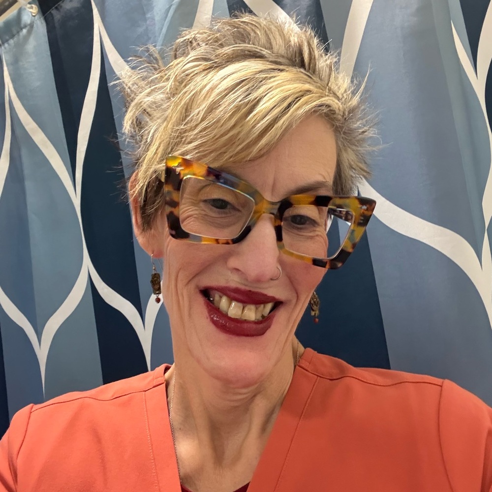 Meet your Posher, Tara